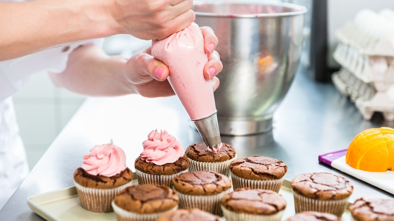 How to Start a Bakery: 9 Steps to Open a Bakery Business